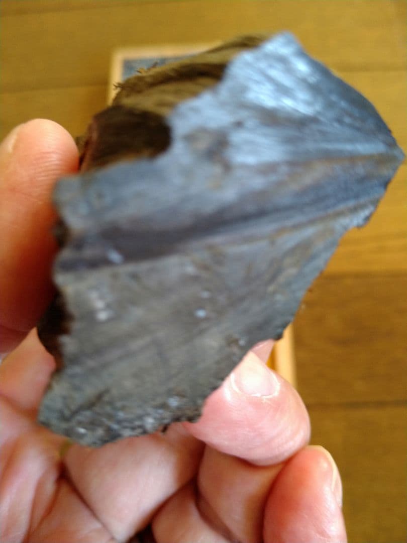 香木.伽羅.沈香.六国五味. 36.31g 木箱入り