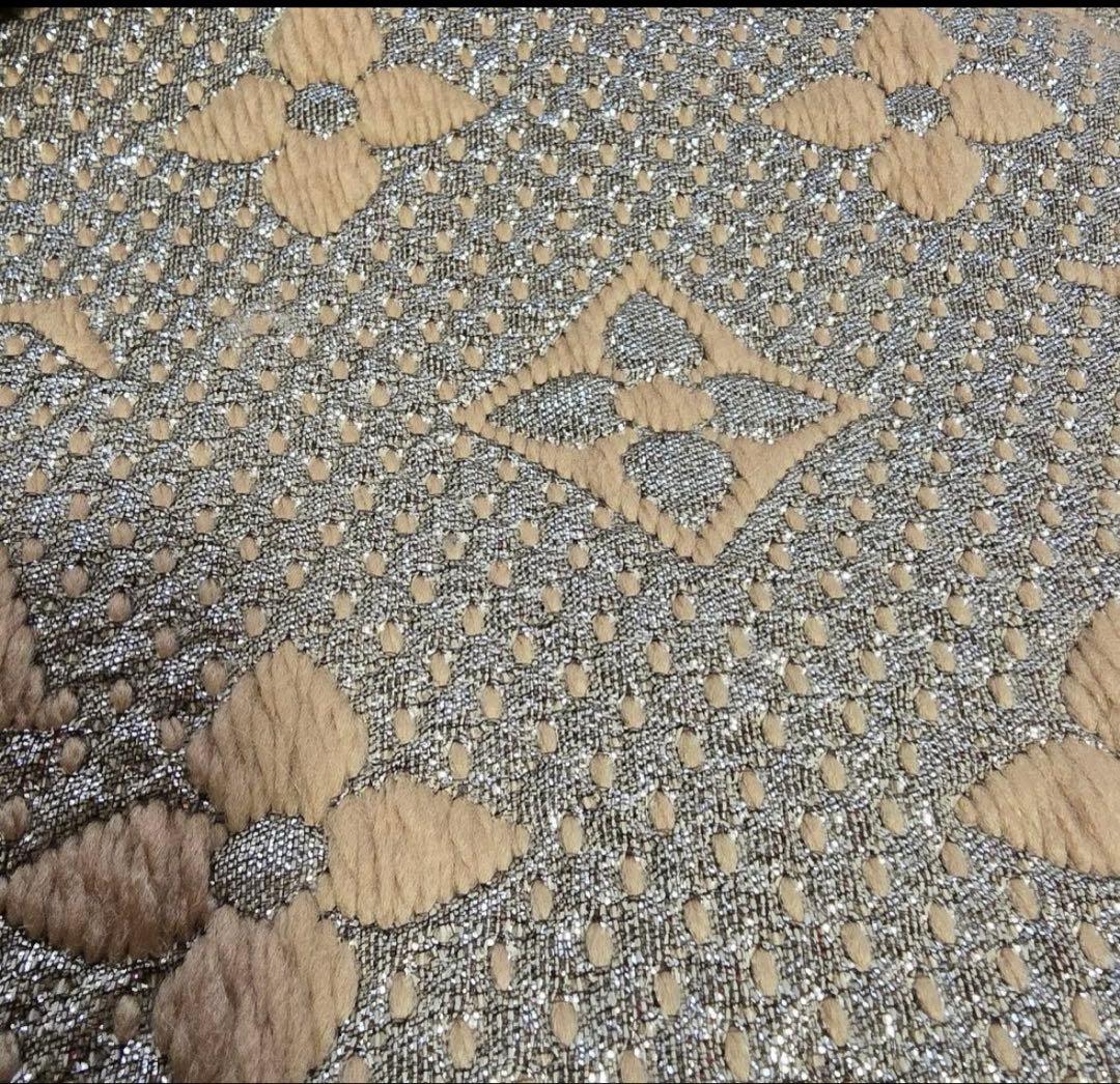 ルイヴィトン エシャルプ シャイン ロゴマニア モノグラム ベージュ