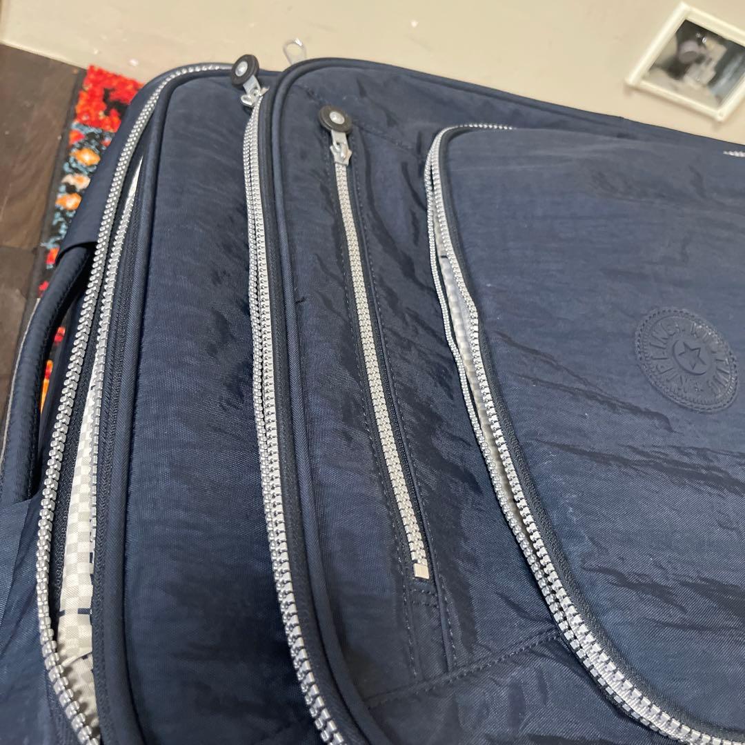 スパーセール今日まで‼️Kipling ニューユーリスピンエム キャリーケース