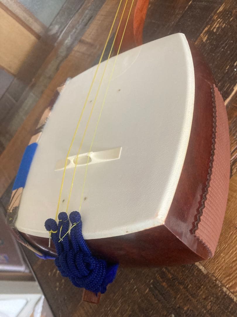 中棹三味線 棹太さ2.6 本皮 猫皮