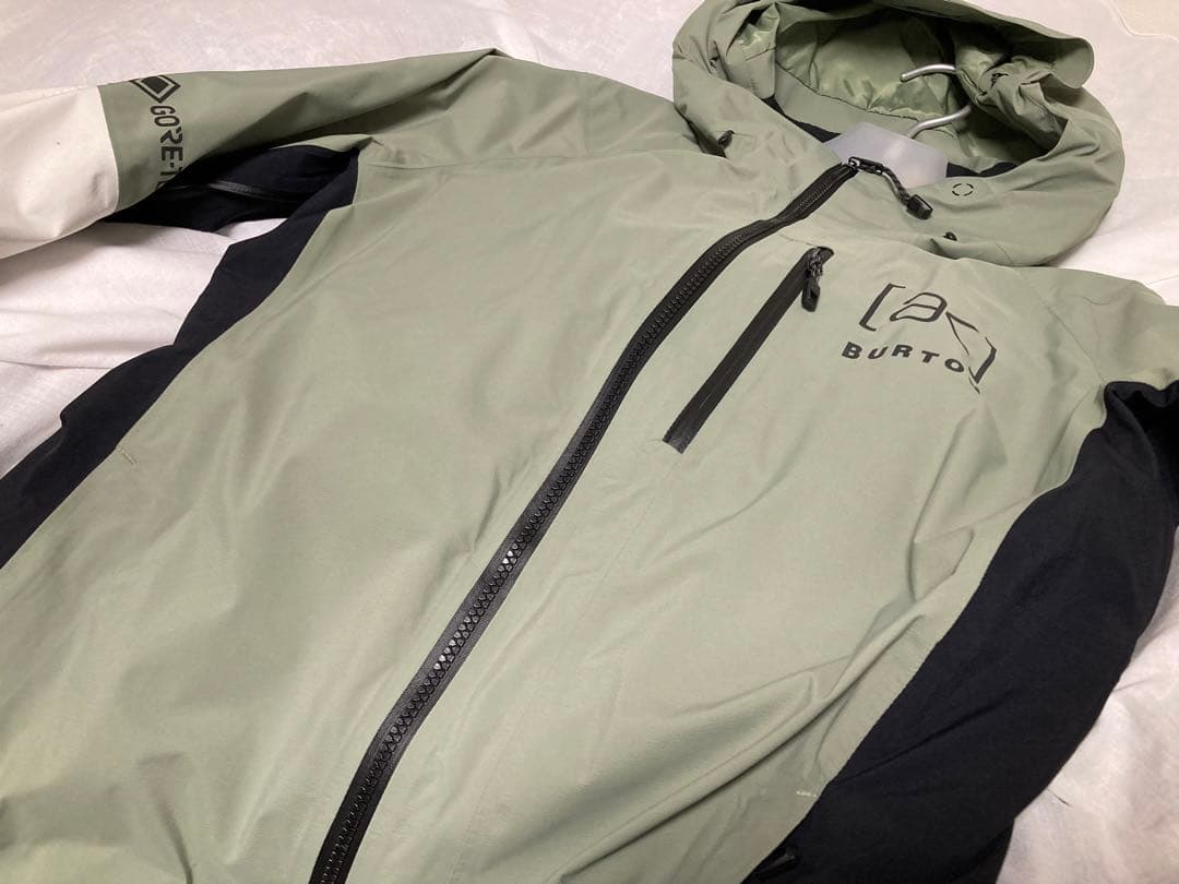 Burton [ak] 2023 スノーボードジャケット　レディース　Sサイズ