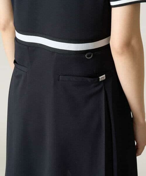 【美品】a.v.v　レディースゴルフウエア　ラインリブポロワンピース　Ｌ