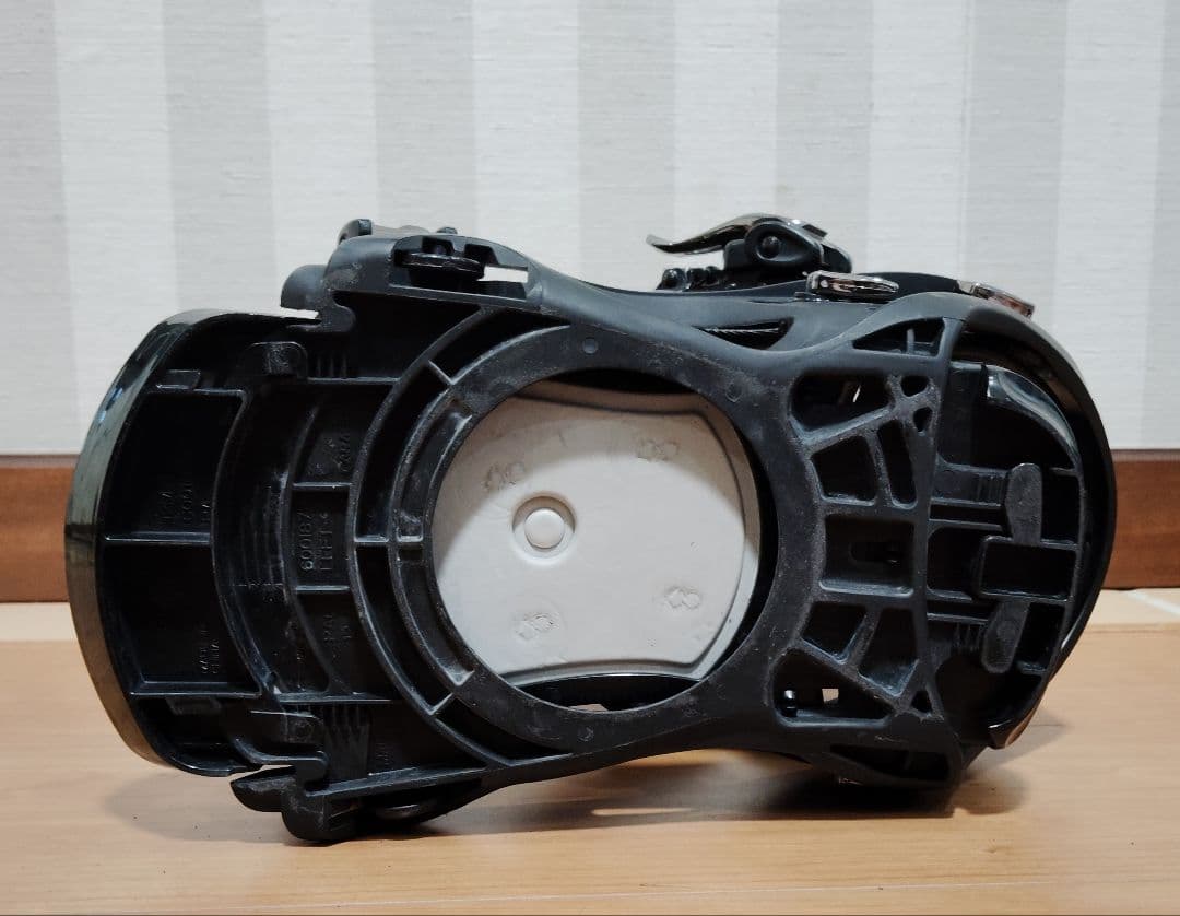 FLUX DS3O 黒 ビンディング M