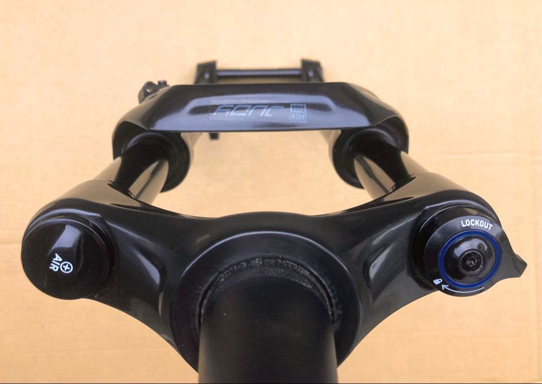 美品!! ロックショックス JUDY 29インチ 100mm ROCK SHOX