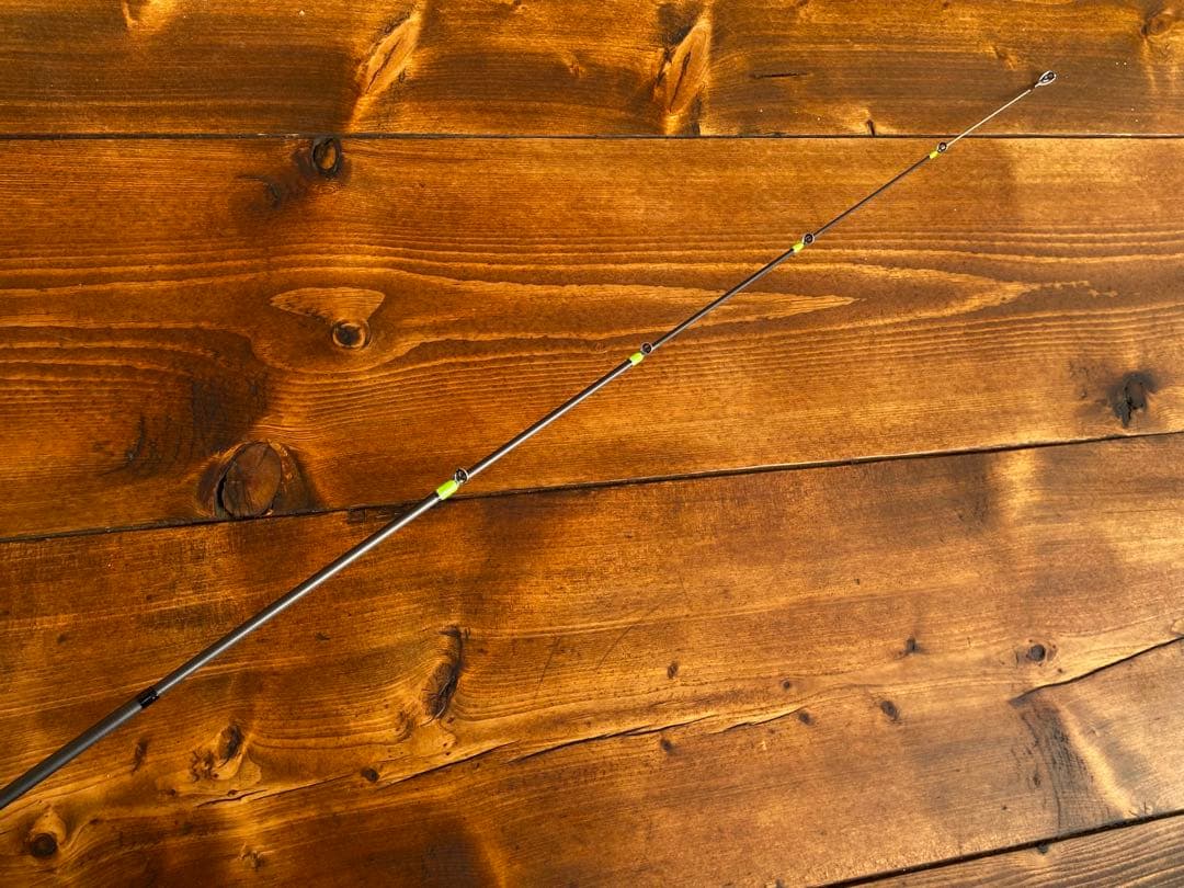 超コンパクト　トラウトロッド　5ft6inchベイトロッド グリーン　渓流釣り