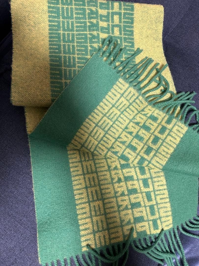 supreme logo repeat scarf シュプリーム マフラー クラシック