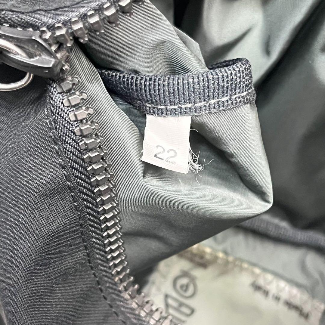 美品 プラダスポーツ ウエストバッグ ナイロン ブラック ロゴワッペン