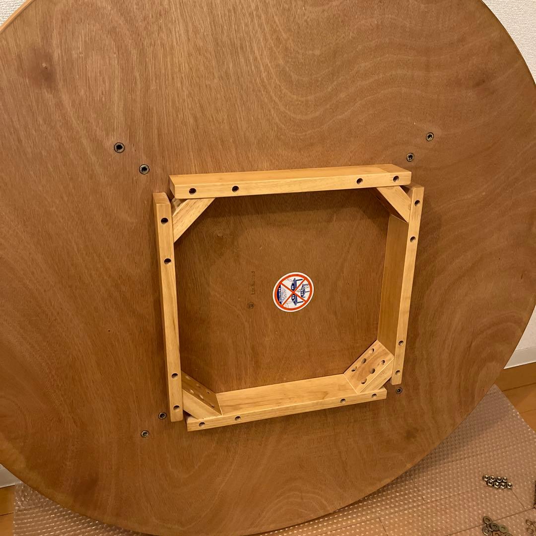 ベルメゾン★集える円形ダイニングテーブル 直径約110cm(解体済)北欧風