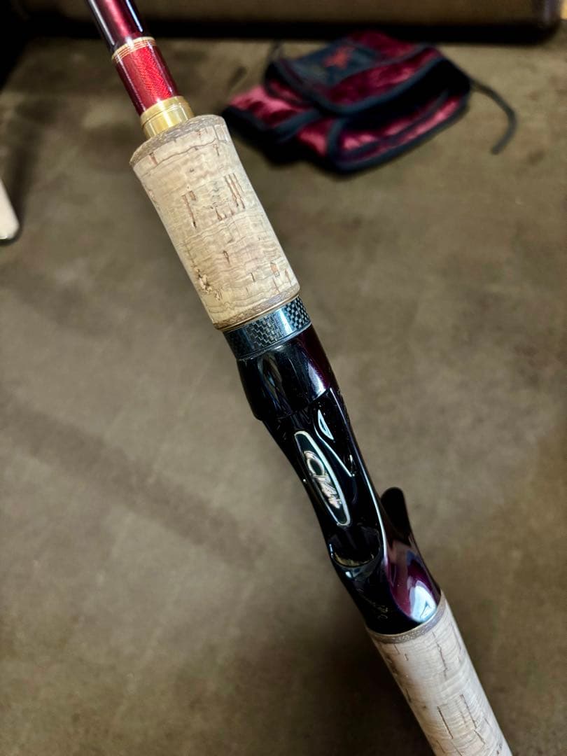 ワールドシャウラ ツアーエディション1652R-4シマノWORLDSHAULA