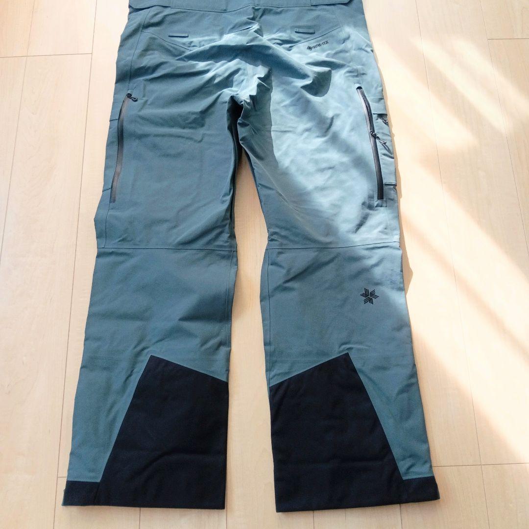 【新品】GORE-TEX スリーレイヤーカーゴビブ XL