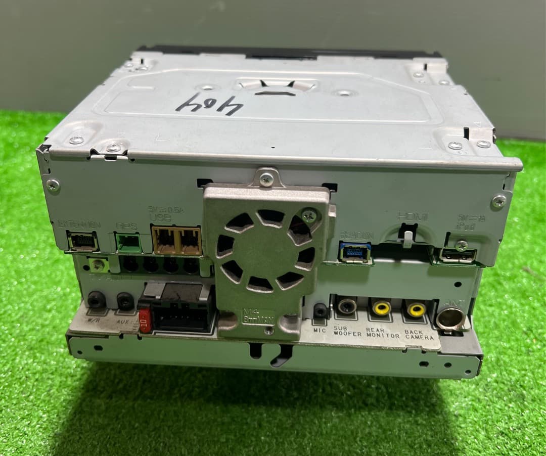 パイオニア AVIC-RZ09 ナビゲーション フルセグ。地図データ2014年版