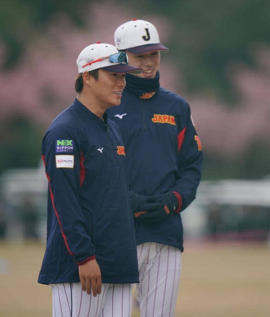 2023WBCオーセンティックトレーニングジャケット(長袖)