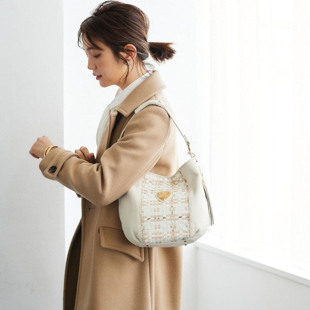 【未使用に近い(記載事項有)】ATAO　❤️キャンディ・ルーク❤️　アイボリー