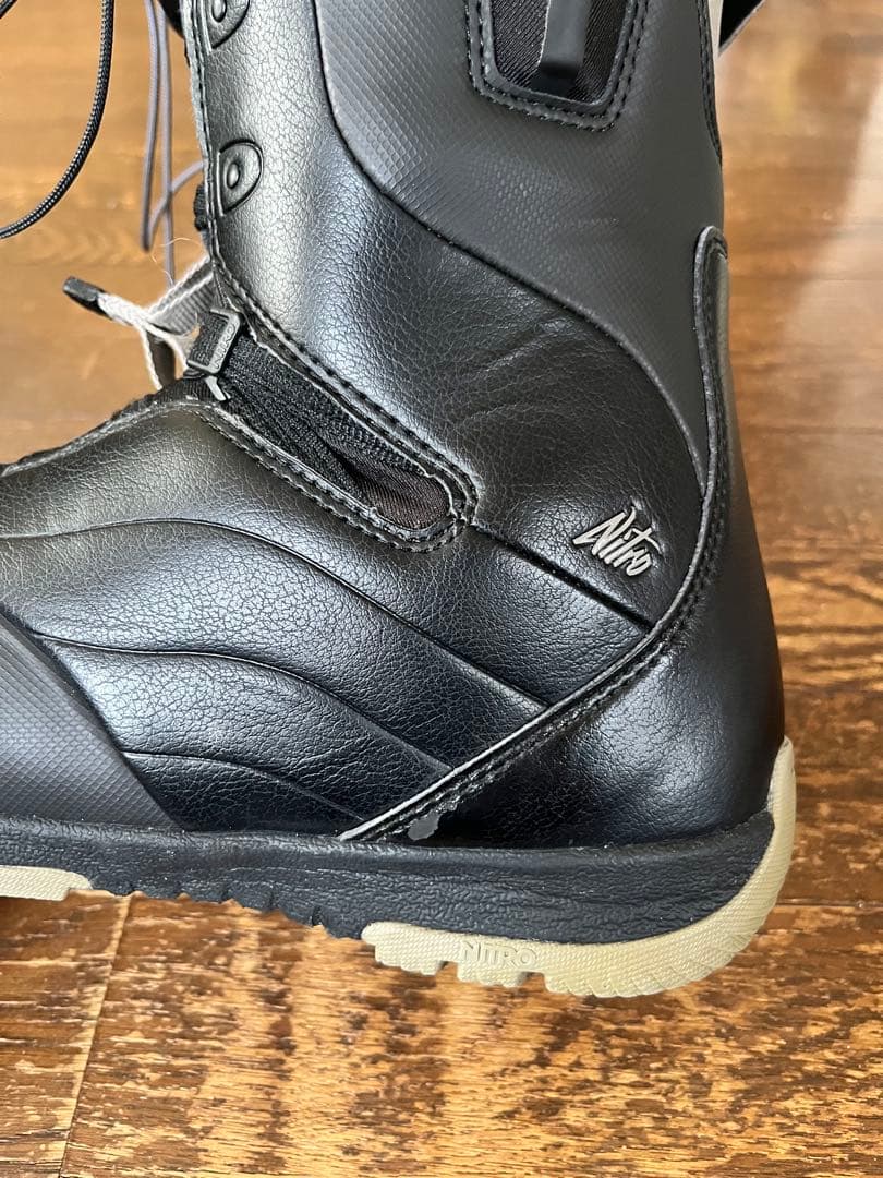 NITRO スノーボードブーツ CROWN TLS 26.0