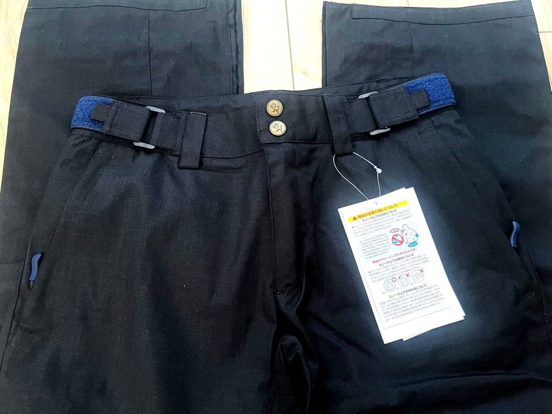 【新品・未使用】スノーウェア　ジャケット　ボトムス　グローブ　セット