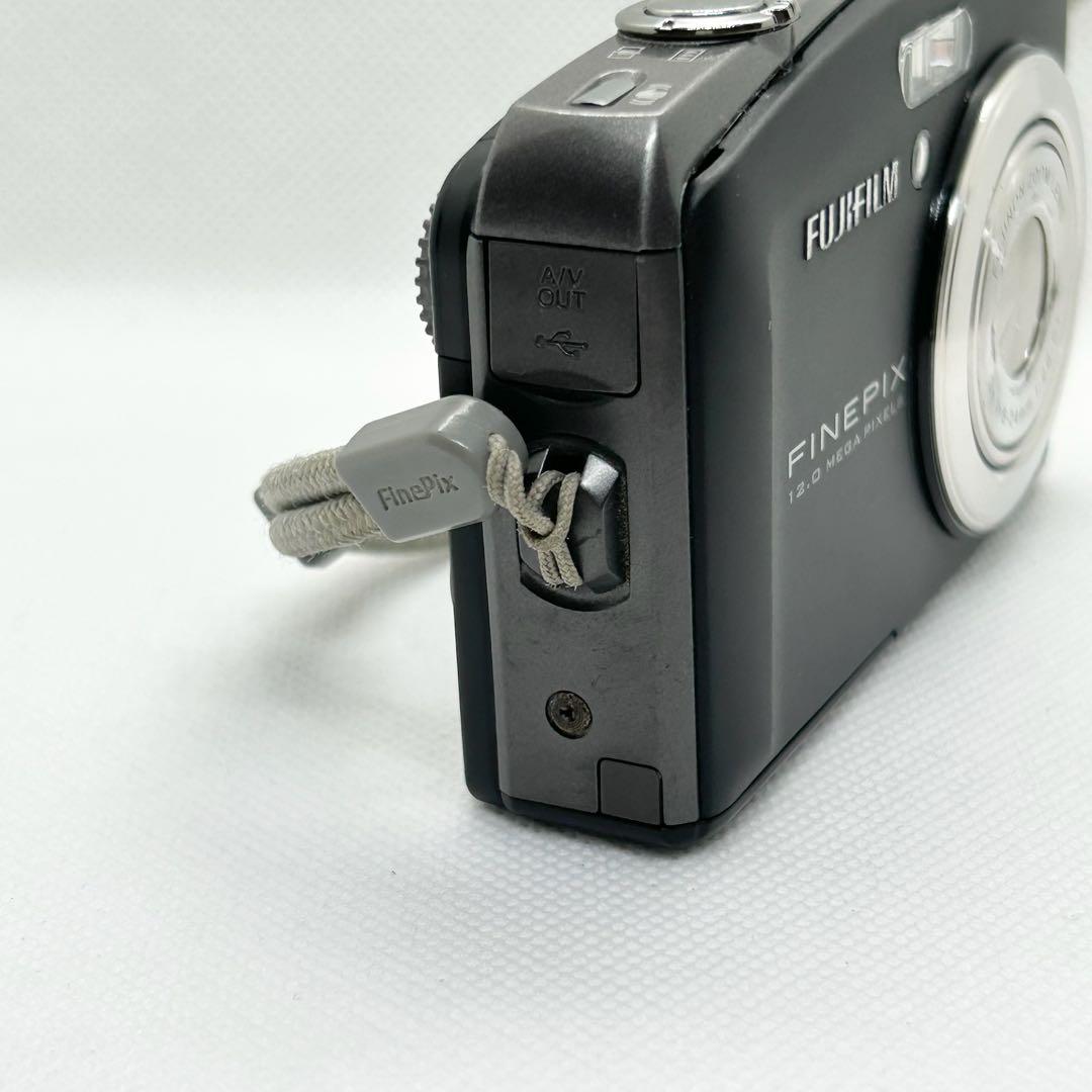 【良品】FUJIFILMコンパクトデジタルカメラFine Pix F60fd