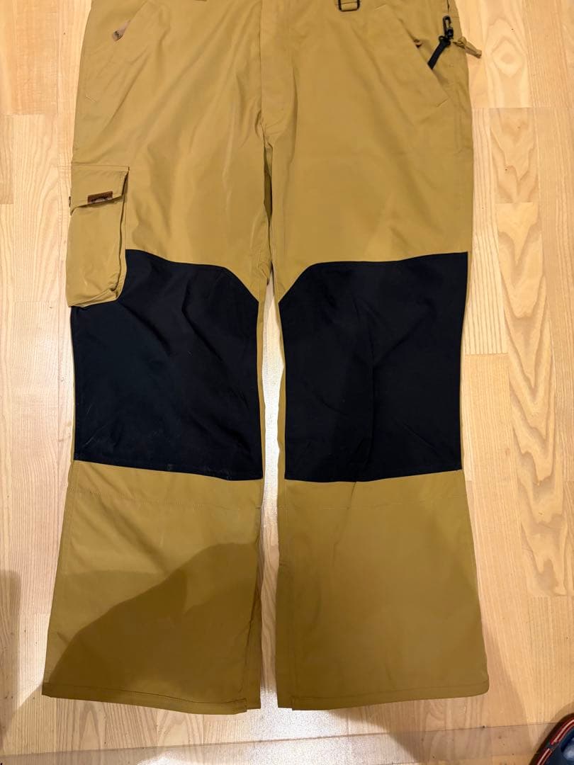 Billabong ビブパンツ　オーバーオール スノーボードパンツ