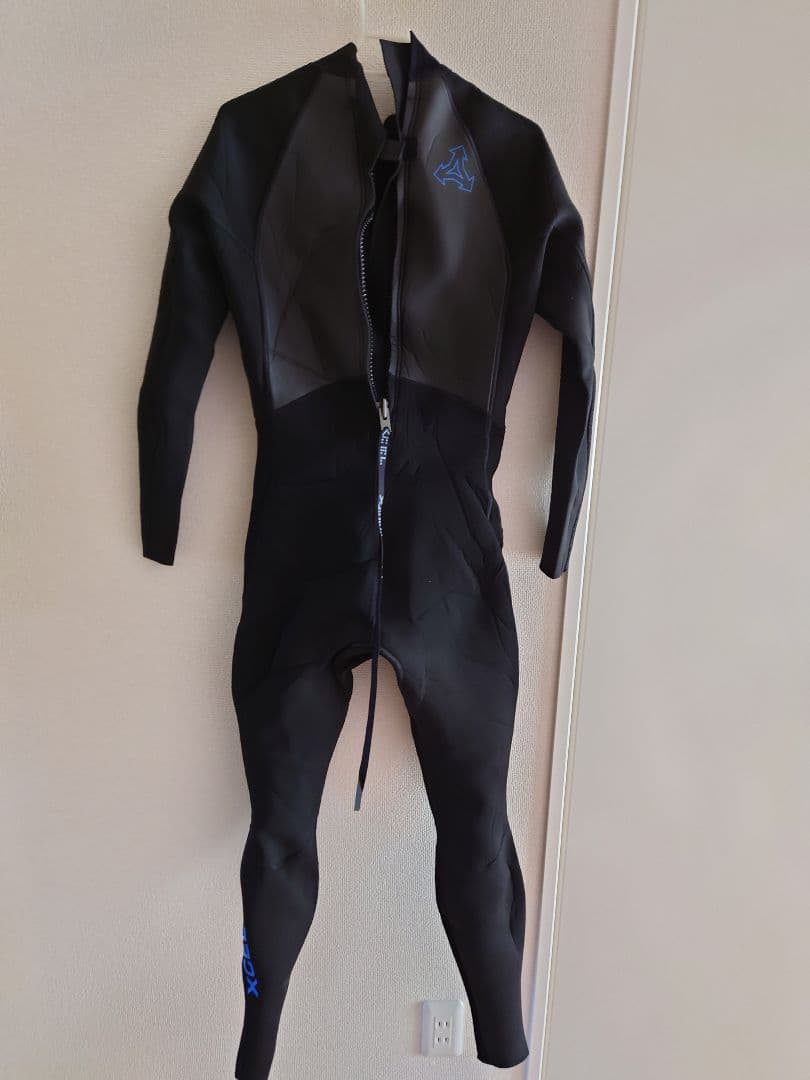 XCEL ウェットスーツ 黒　MSサイズ