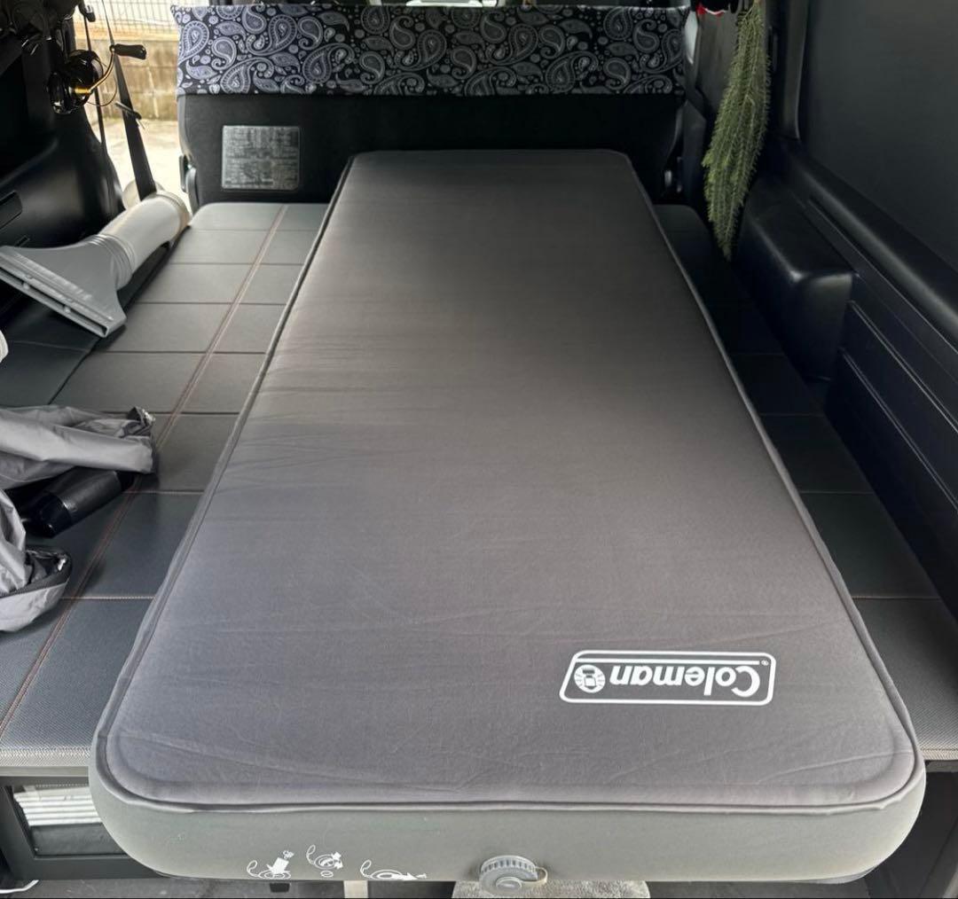 Coleman キャンピングインフレーター マット シングル　グレー