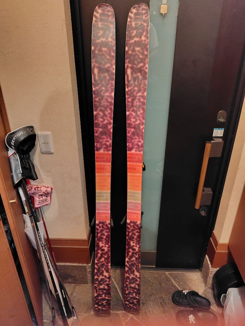 スキー板　ARMADA　HARO 176cm