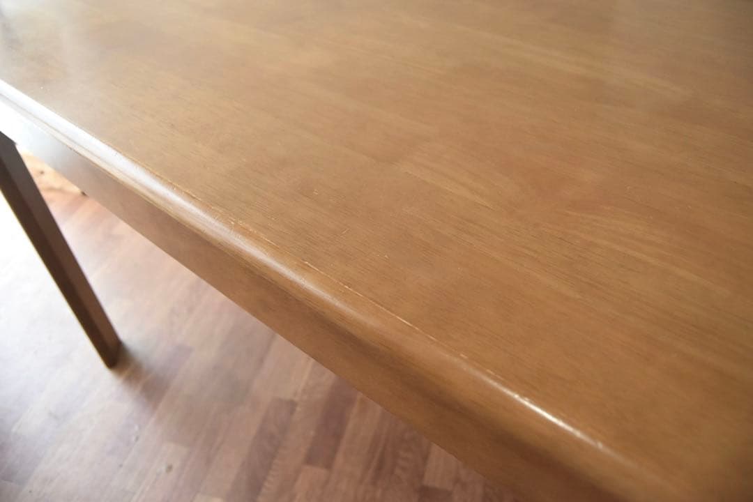 カリモク ダイニングテーブル