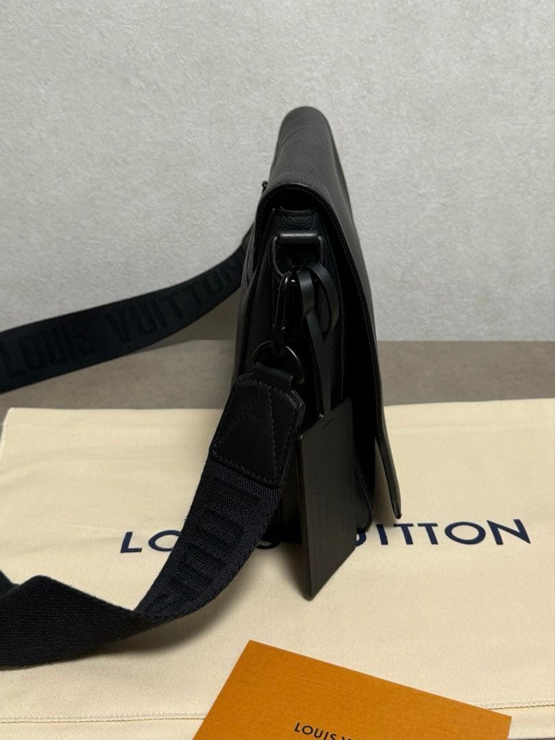 極美✨ルイヴィトン M57080 テイクオフメッセンジャー アエログラムブラック