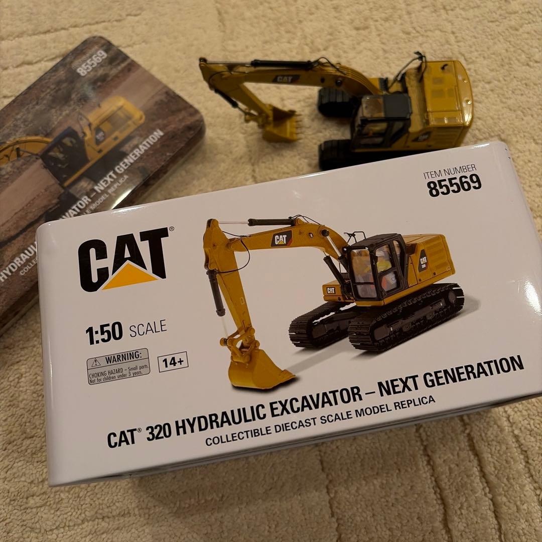 キャタピラー CAT320 HYDRAULIC EXCAVATOR 模型