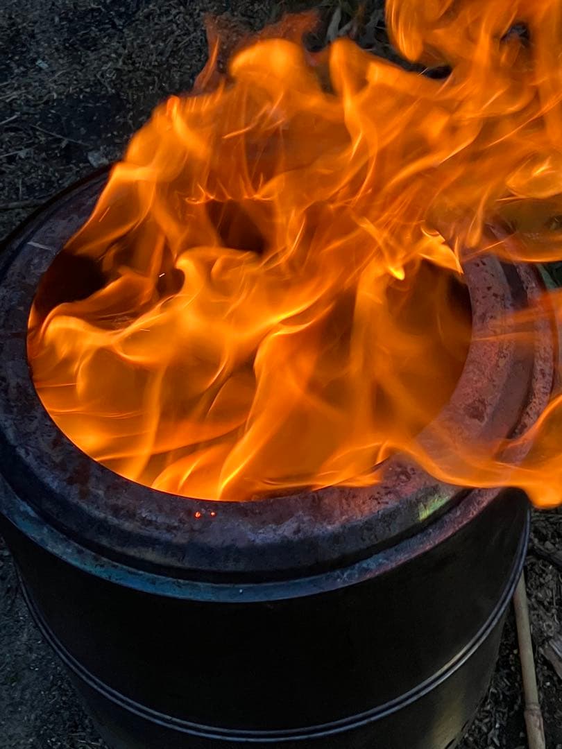 特大型ファイヤーピット高さ42cm 径40cmウッドストーブ BBQも飯盒炊爨も