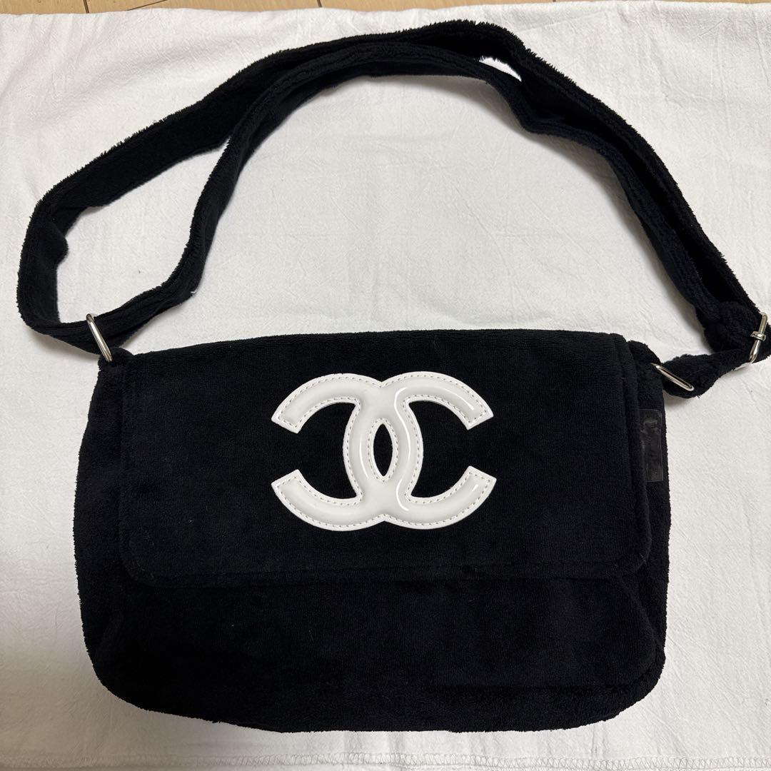 シャネル ノベルティ　ショルダーバッグ ハンドバッグ 白　【未使用】　BTS