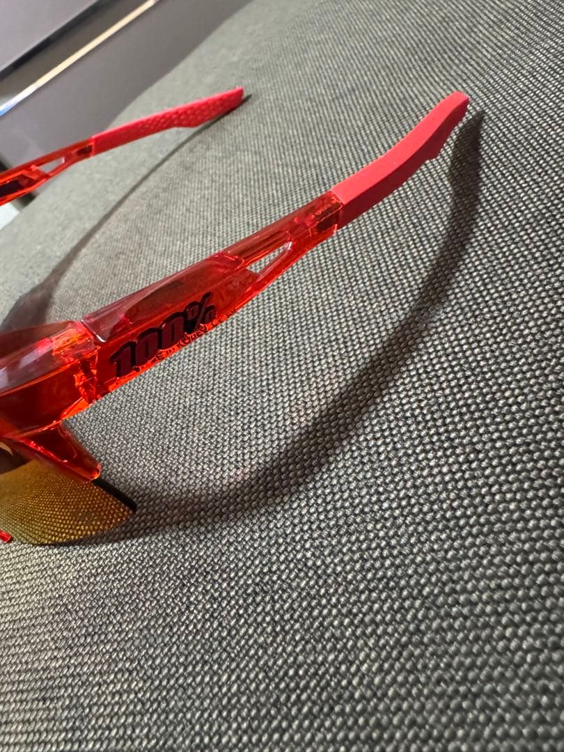 R　赤 スポーツサングラス ケース付き　100%