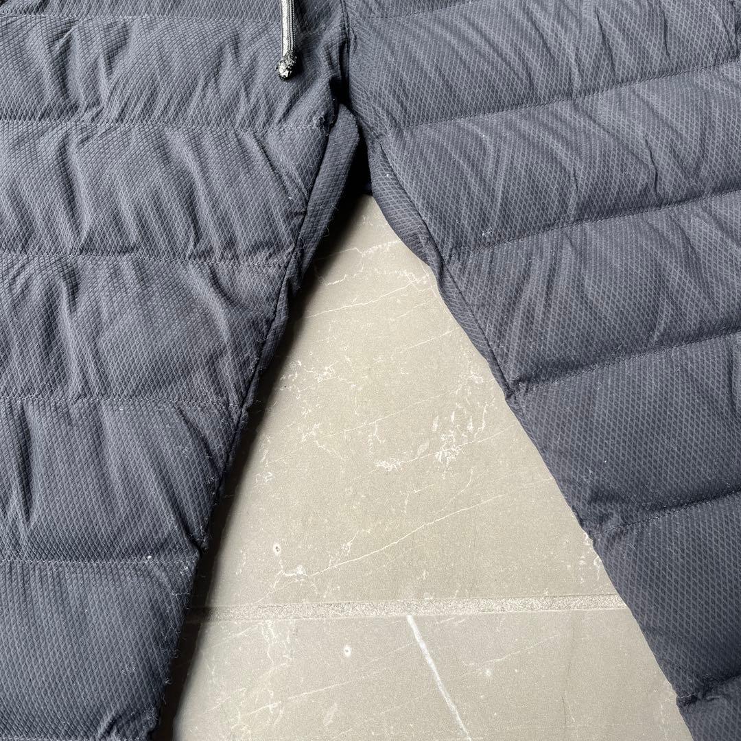 パーリーゲイツ　ネイビーダウンパンツ　size4