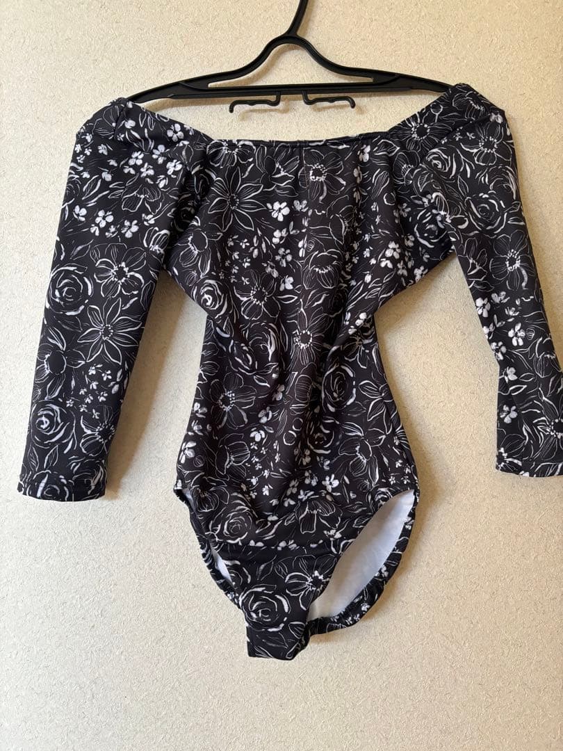 スティナstina レオタード　Sサイズ