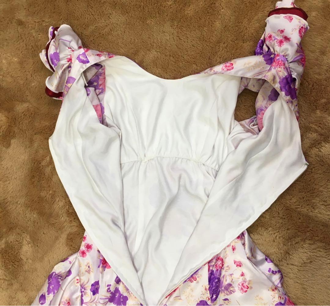 フラメンコ　ワンピース　ドレス　フラワー　花柄　袖フリル　赤　白