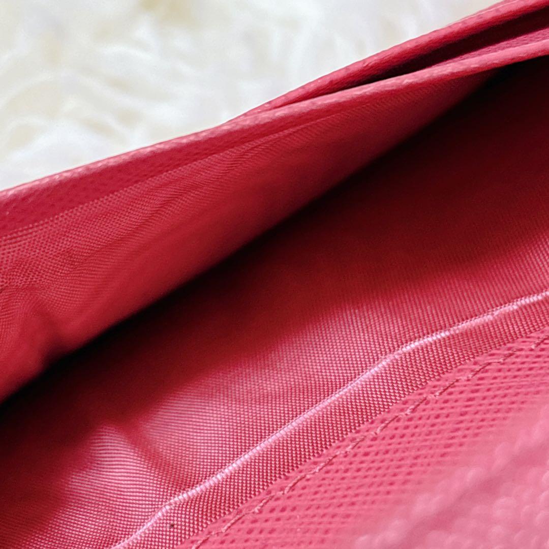 PRADA サフィアーノレザー フラップ 長財布 メタルロゴ ピンク