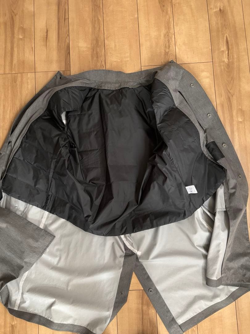 ☆DESCENTE PAUSE☆デサントポーズ　ダウンライナー　フードコート