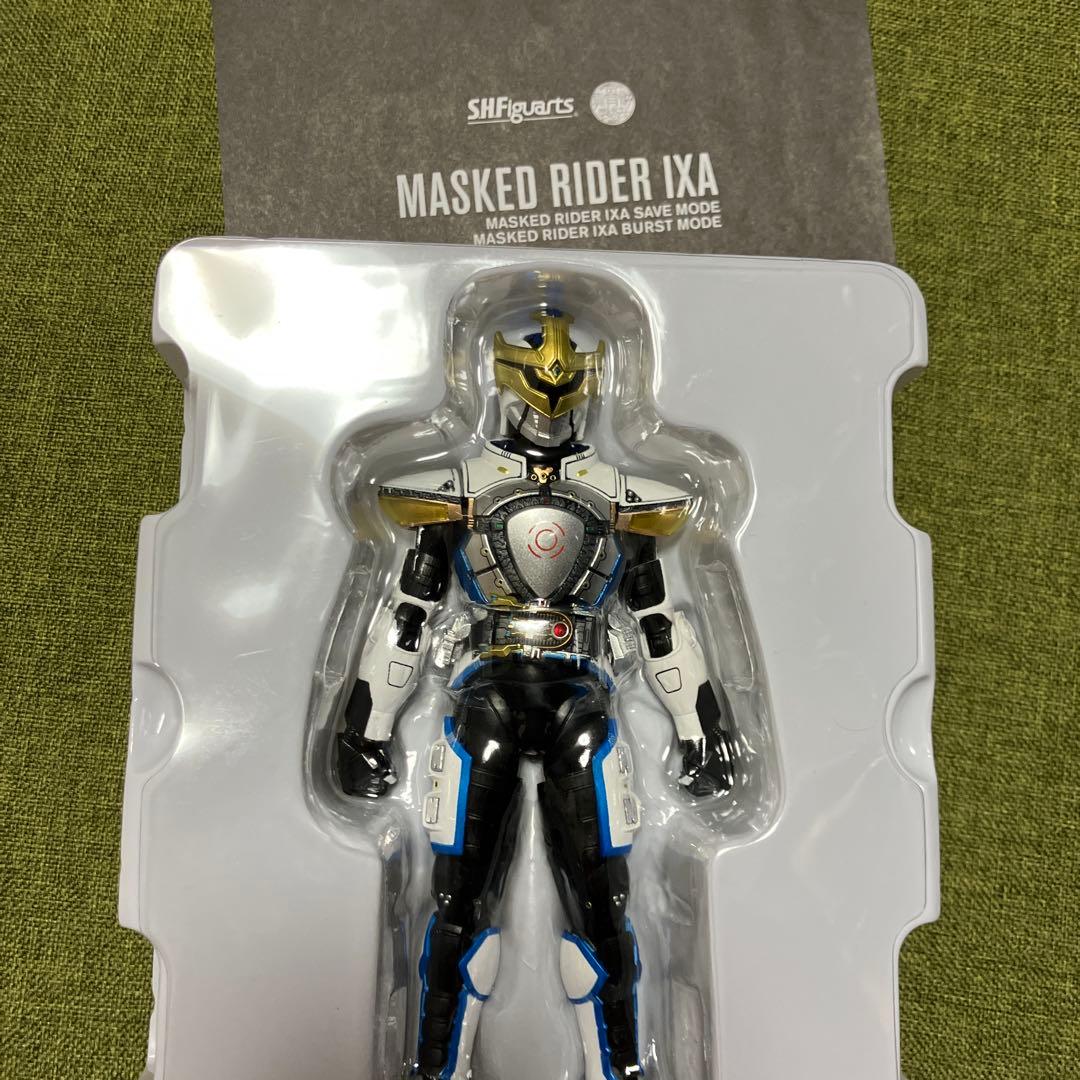 S.H.Figuarts 仮面ライダーイクサ