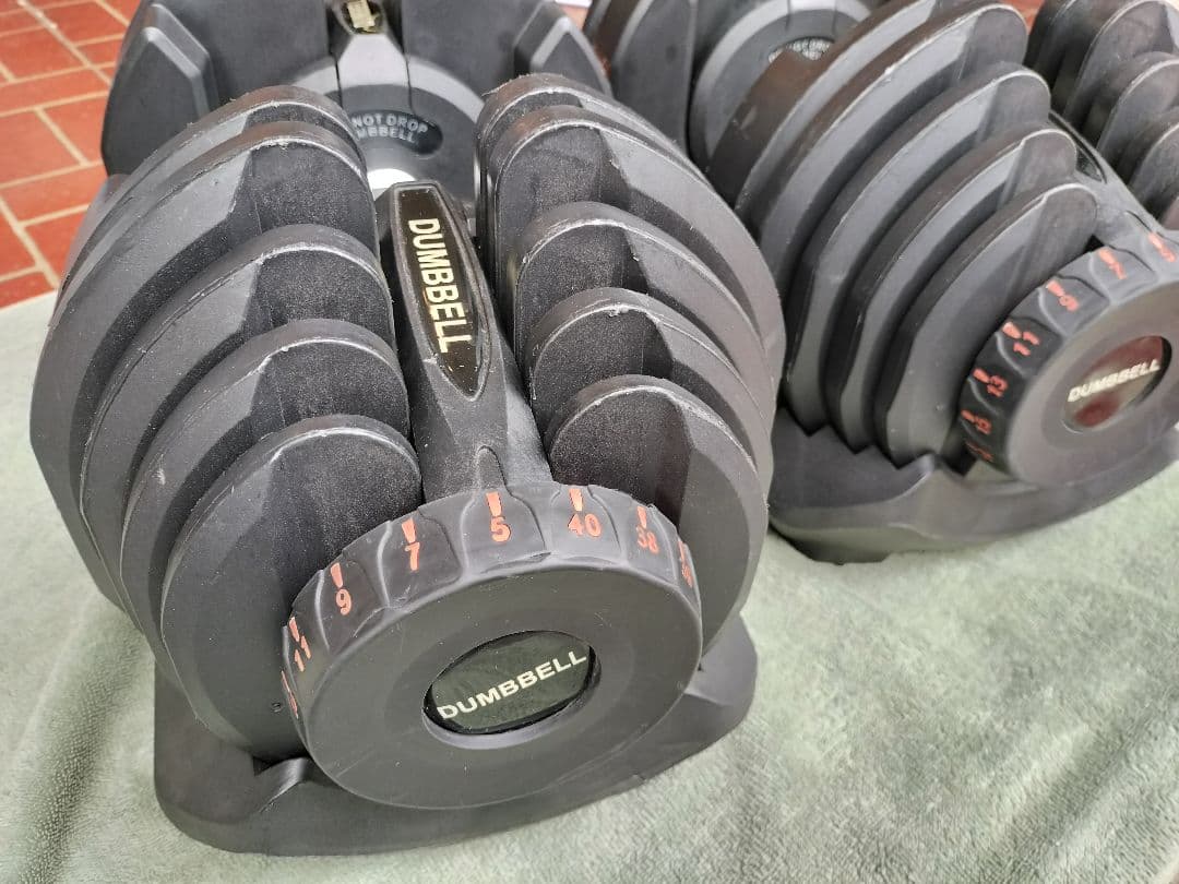 DUMBBELL 可変式ダンベル 最大40kg 片側A