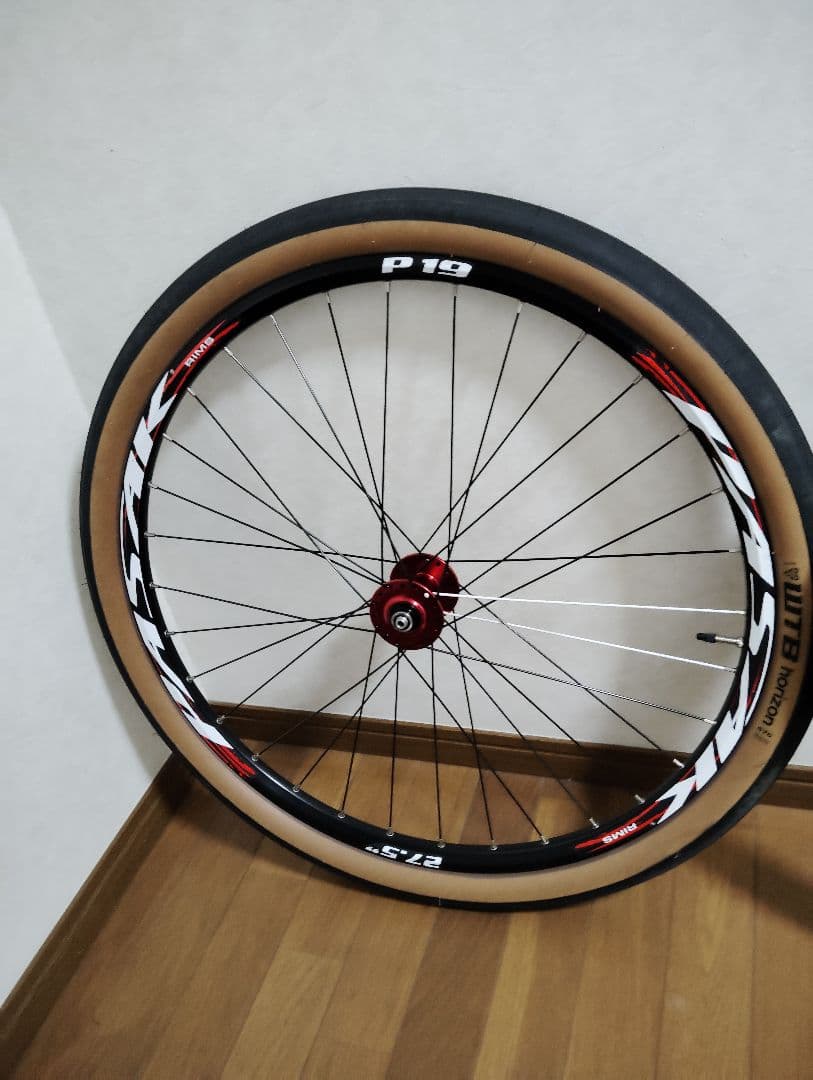 27.5in(650B) PASAK P19 32H 6穴式前後 タイヤ付き