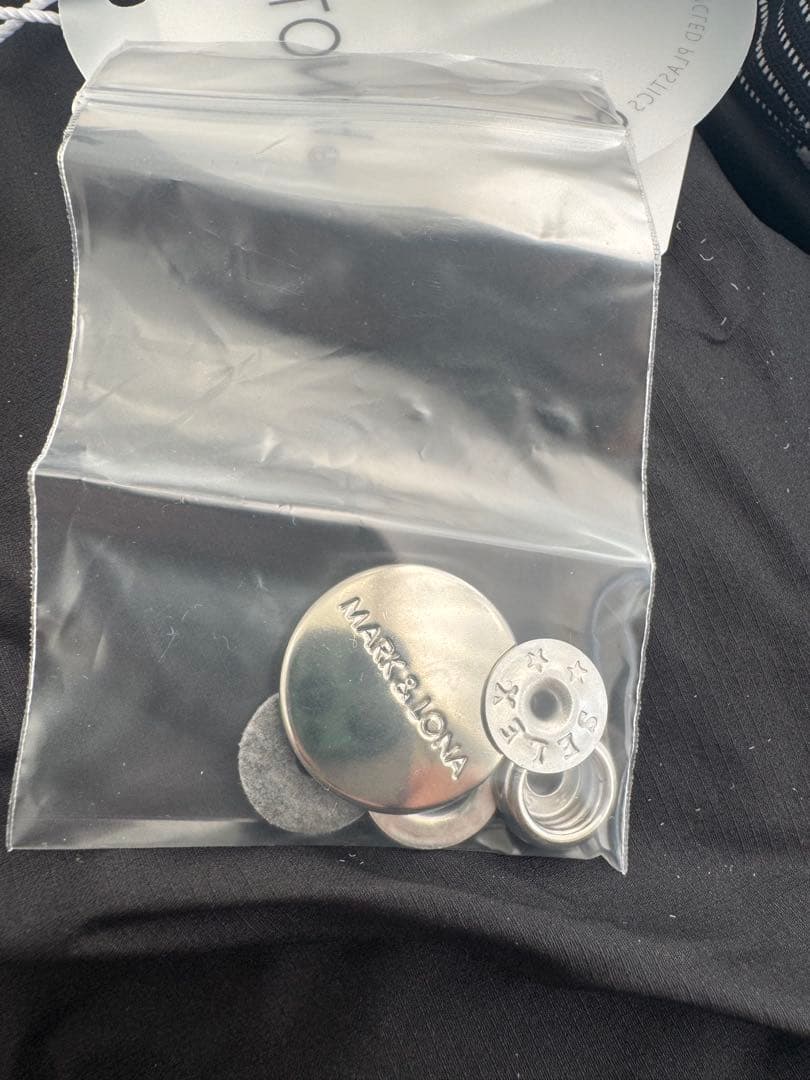 y*s様 【新品未使用】マーク&ロナ ダウンベスト ゴルフ MARK&LONA