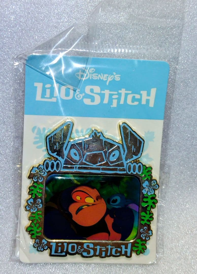 リロ・アンド・スティッチ ピンバッジ 12個セット　ディズニーストア