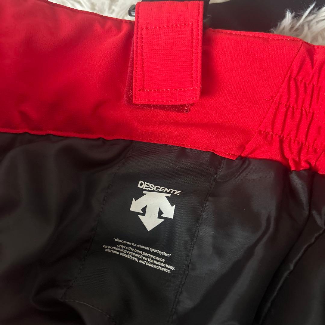 美品　DESCENTE　デサント　スノーウェア　Mメンズ　上下セット　ヒートナビ