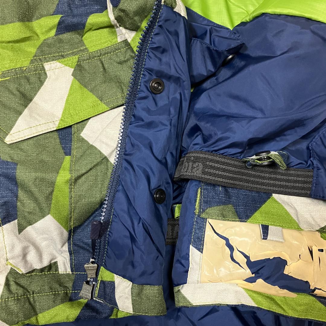 columbia コロンビア スノボ　ウェア L 　TITANIUM　ファー取外