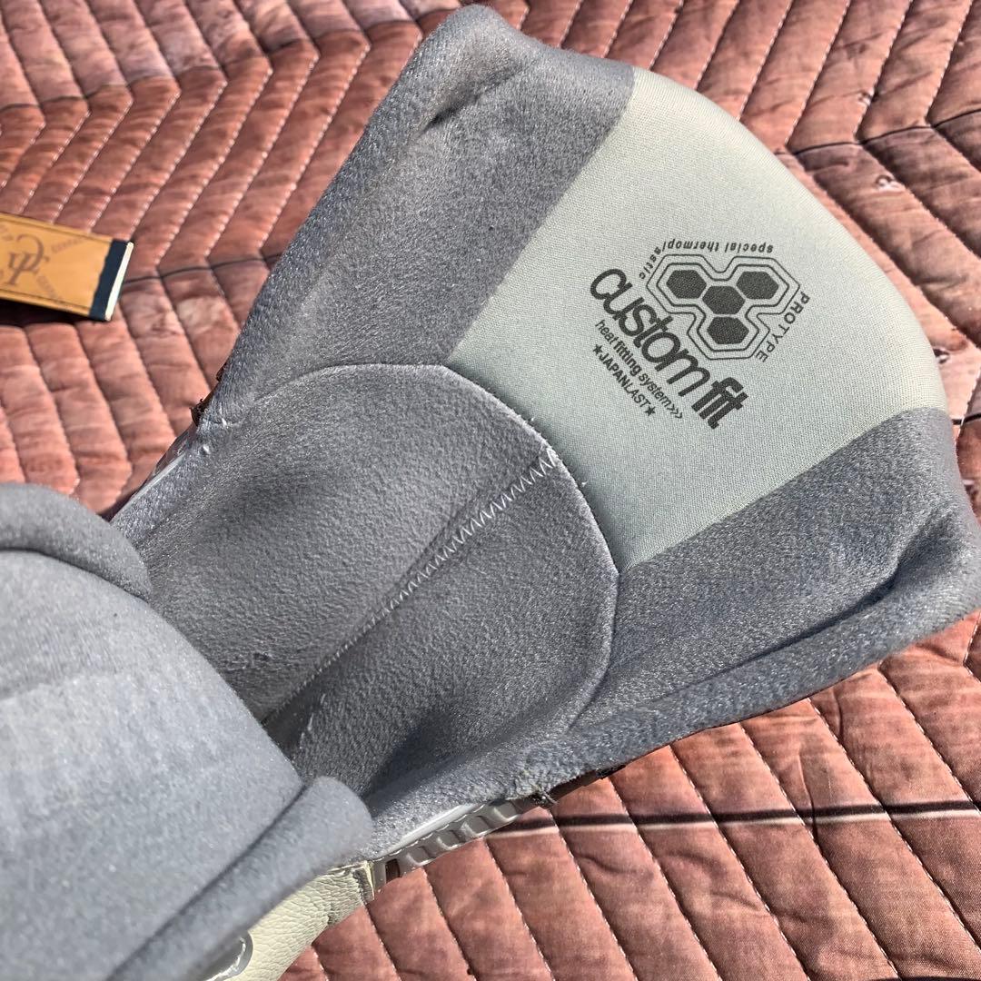 GEN Bumps 9 WCUP スキーブーツ モーグル　フリースタイル