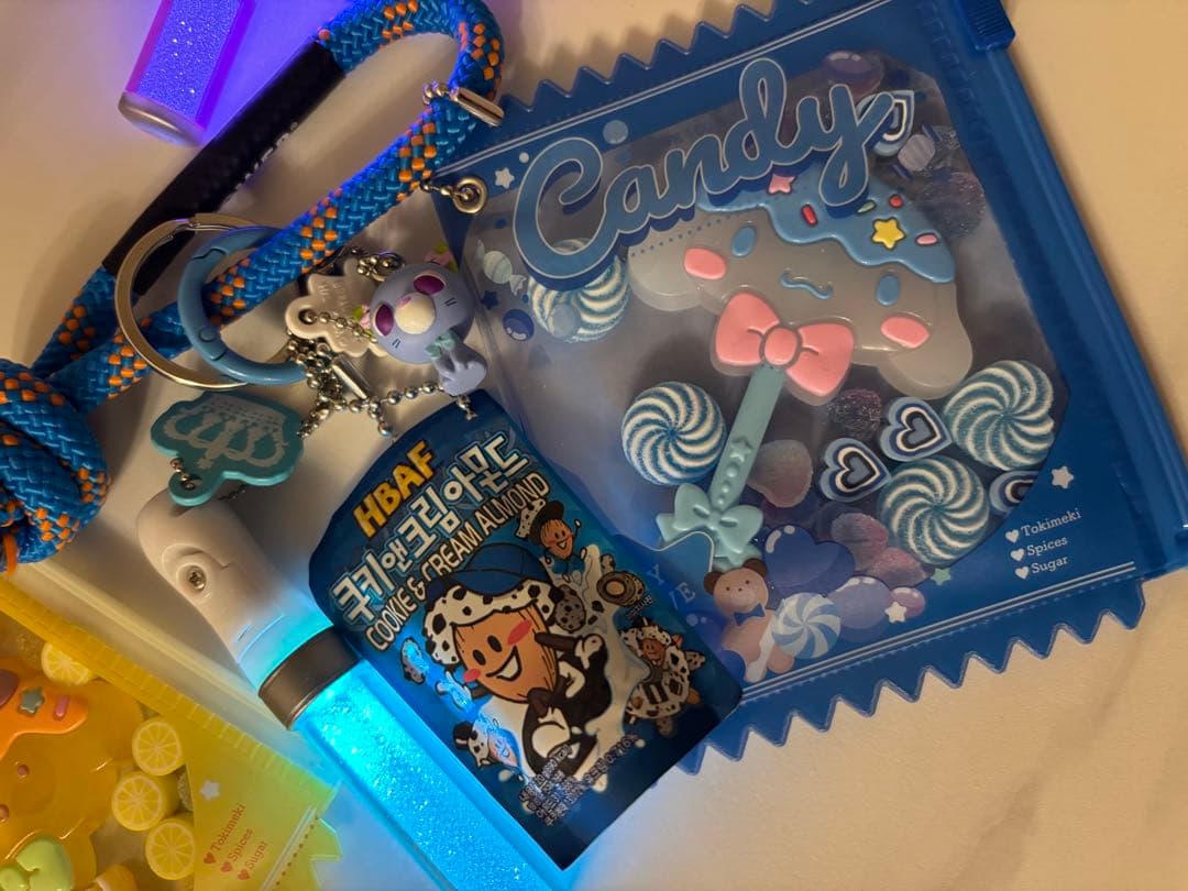 推し活　推しカラー　ピンク　ブルー　グリーン　パープル　レッド　イエロー　オタ活