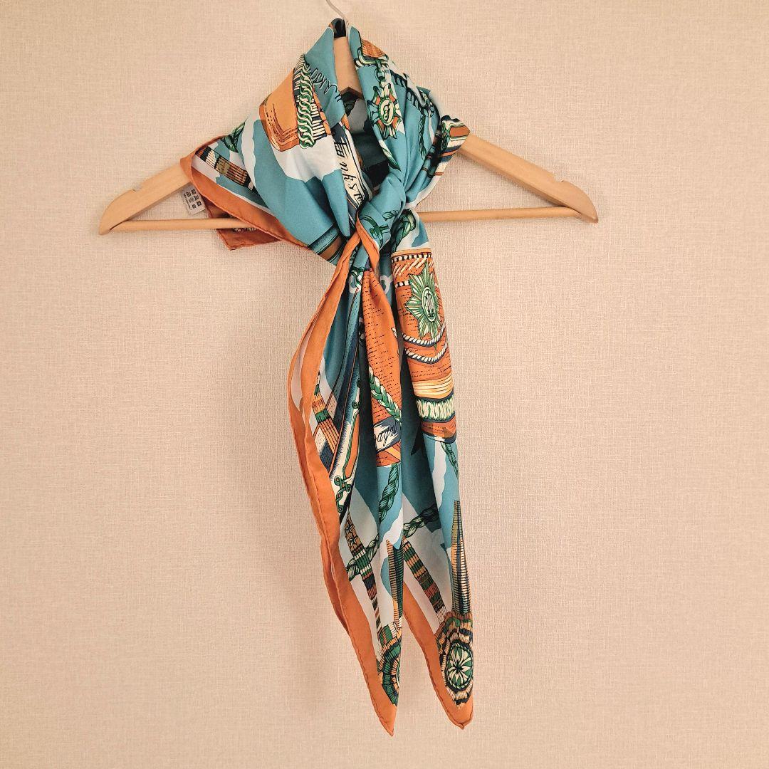 【匿名配送】マニプリ 90 コラージュケピターコイズ シルク スカーフ