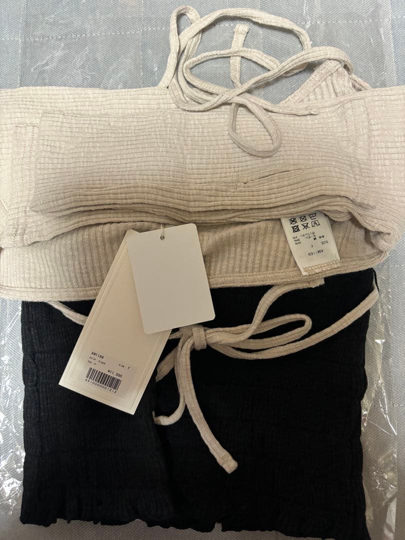 アンドマリー Mei shirring tops 新品タグつき