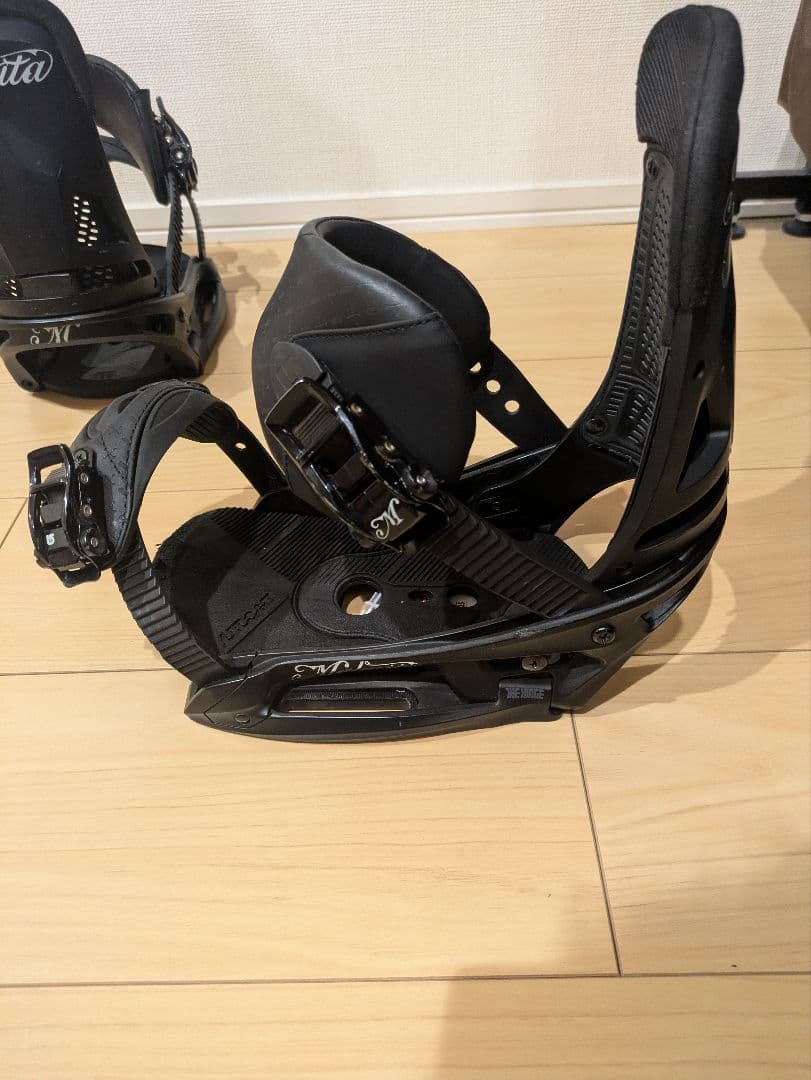 Burton バートン ビンディング Mala Vita マラビータ Sサイズ