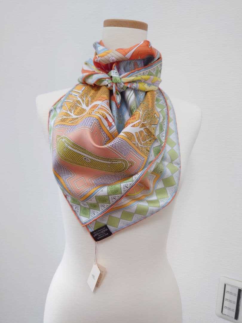 未使用’22秋冬　HERMESカレ90 オブジェ・ドゥ・キュリオジテ