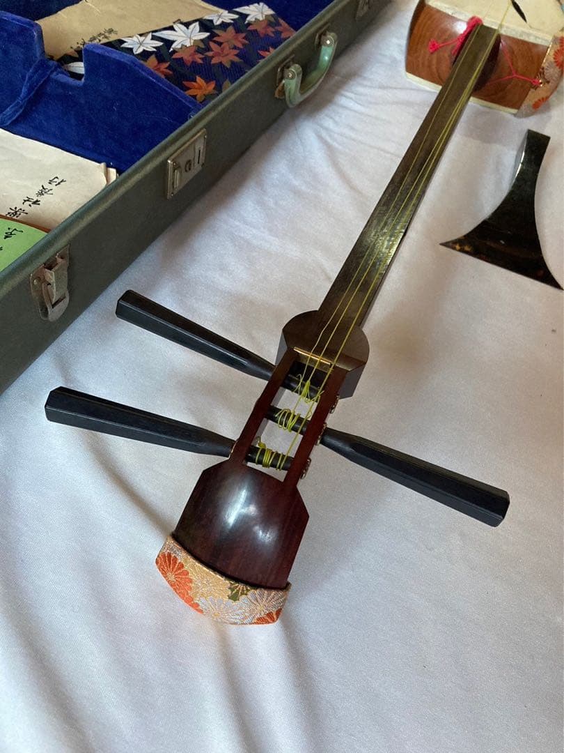 最終価格】三味線 和楽器 ハードケース バチ その他 S1
