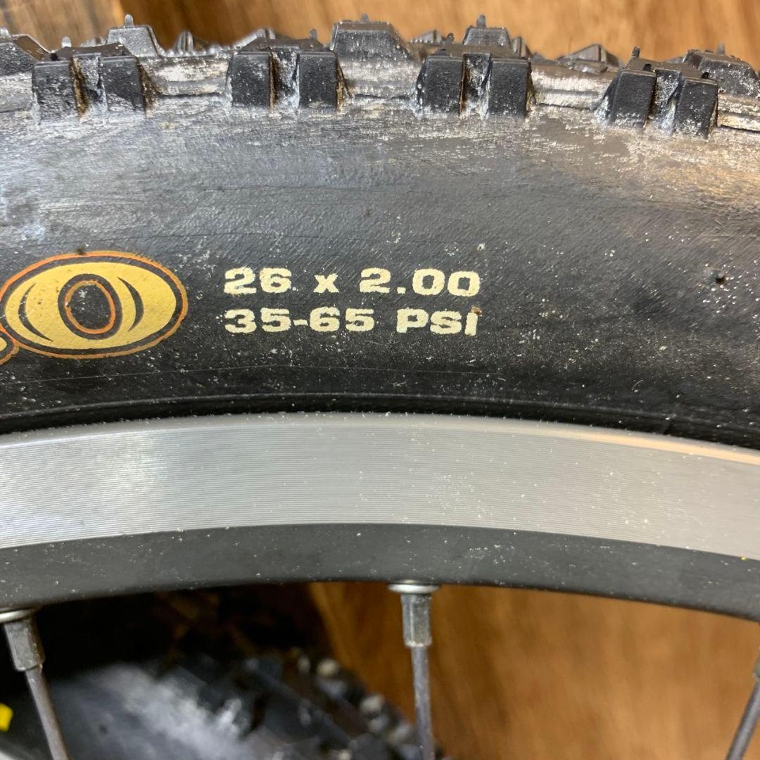 I051\" Maxxis RANCHERO MTB用タイヤ ホイール 26インチ